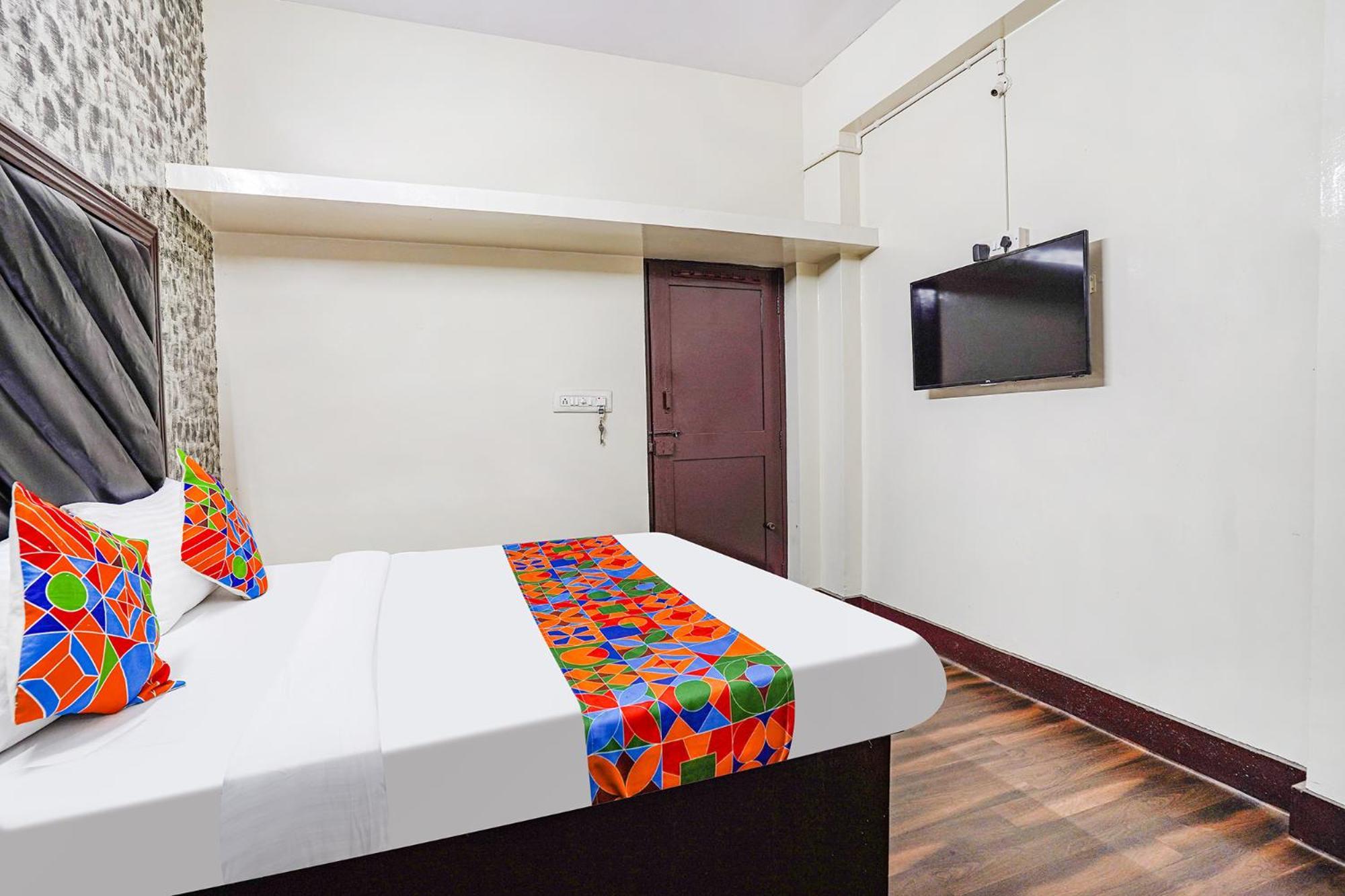 Hotel Fabexpress Pavithraa Edition - Nr Yeshwantpur Circle Bangalore Esterno foto